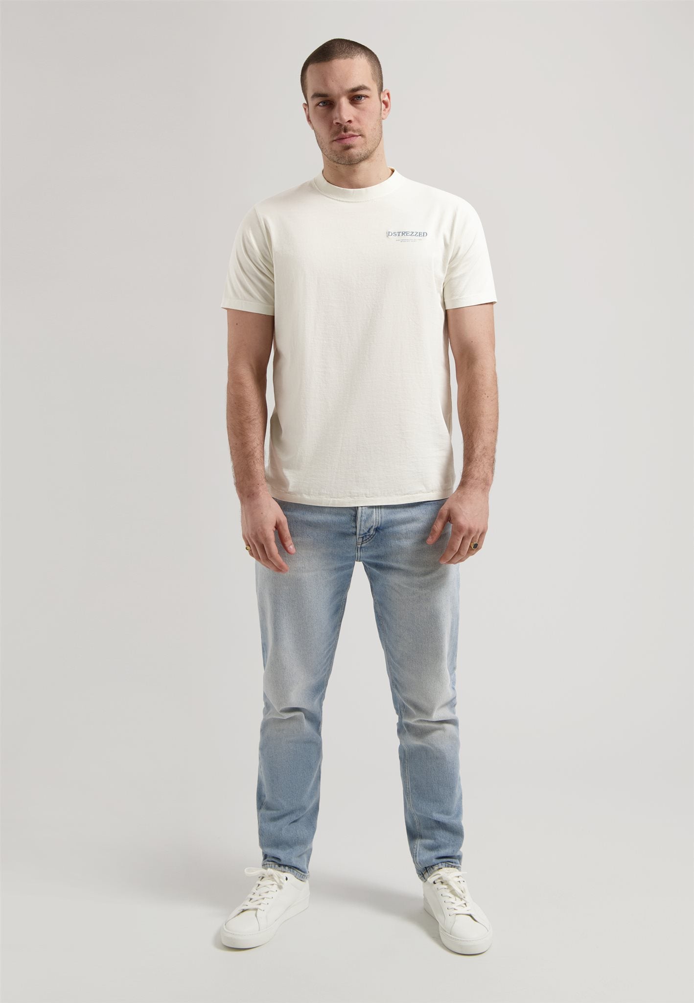 Nickolas Graphic Tee Sand