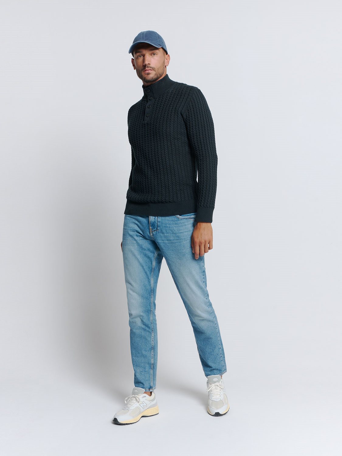 Pullover Solid Jacquard Night