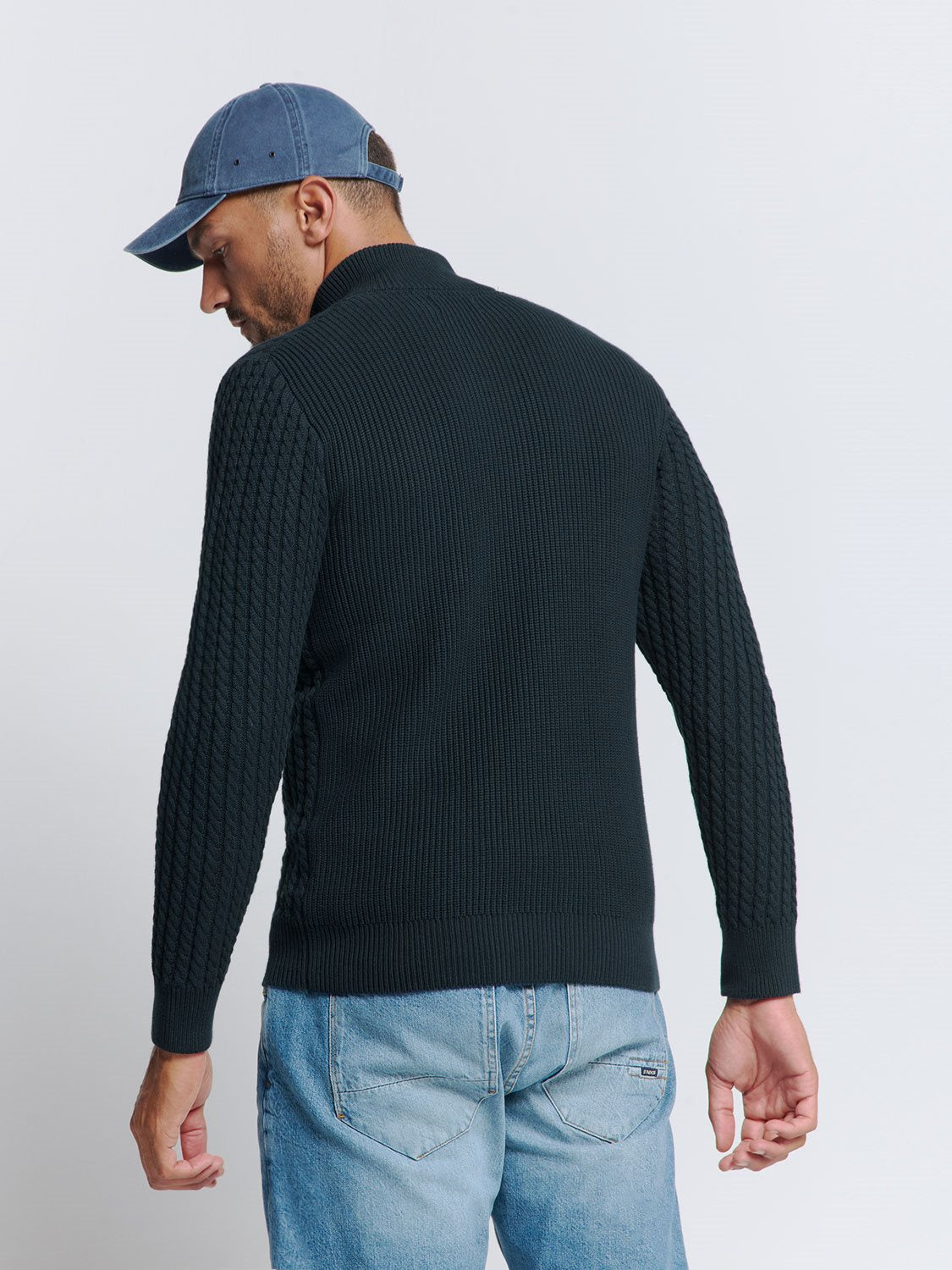 Pullover Solid Jacquard Night